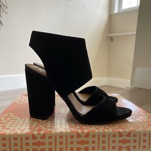 Black suede Gianni Bini heels, never worn!